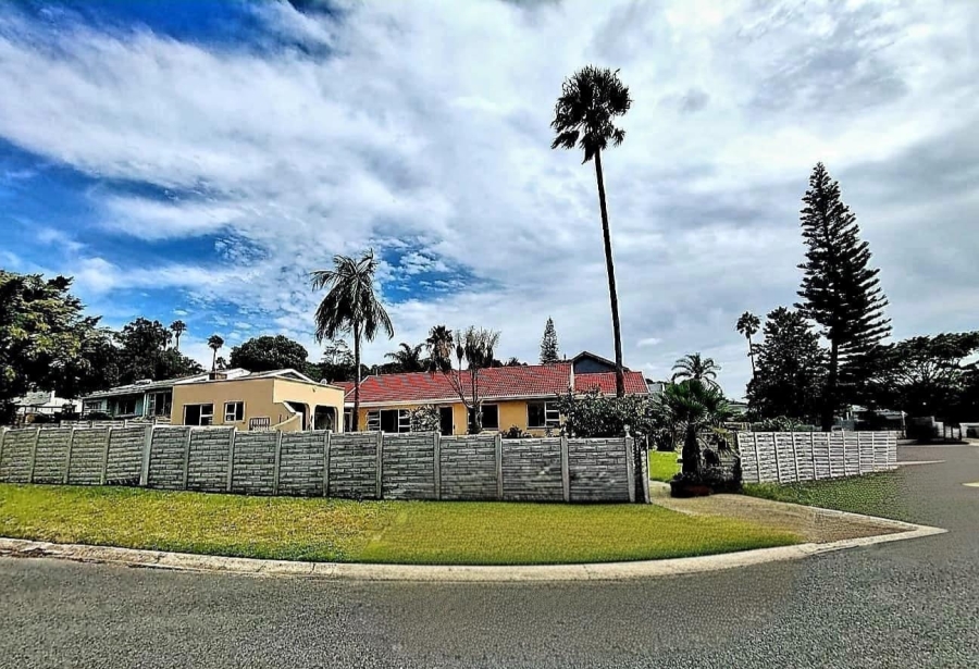 5 Bedroom Property for Sale in Beacon Bay Eastern Cape